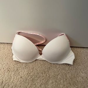 Victoria’s Secret PINK white push-up bra size 32b